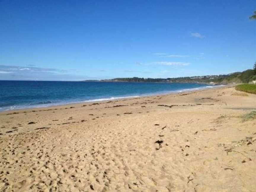 Shorebreak Studio Apartments, Sapphire Beach, NSW