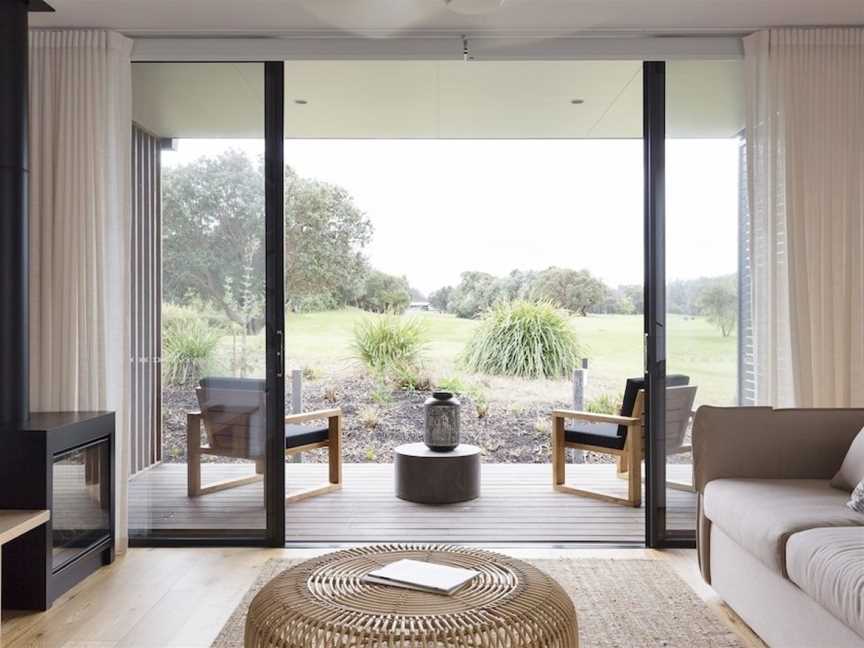 Bangalay Luxury Villas, Accommodation in Shoalhaven Heads