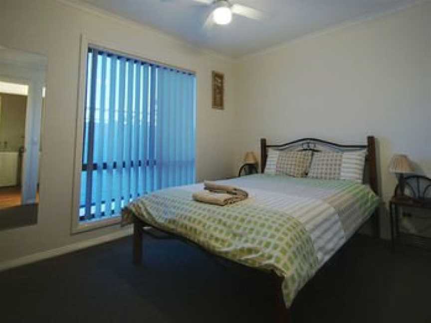 DBJ Holiday Units, Mulwala, NSW