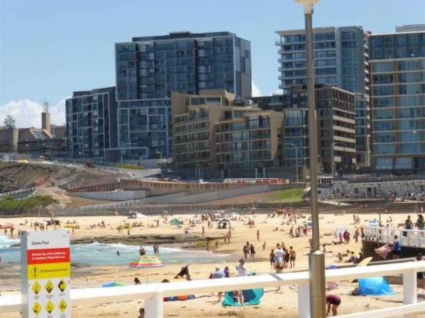 Arena Luxury Beachfront Apartment, Newcastle, NSW