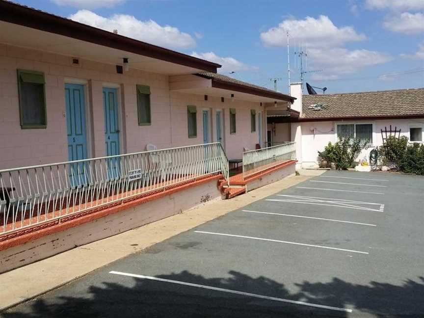 Rainbow Motel, Queanbeyan East, NSW