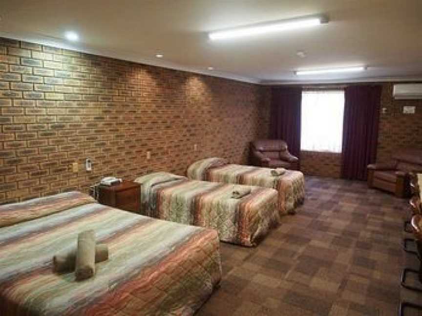 Cobar Town & Country Motor Inn, Cobar, NSW