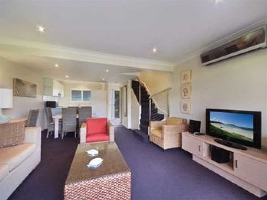 Pacific Blue Townhouse,  358/265 Sandy Point Road, Salamander Bay, NSW