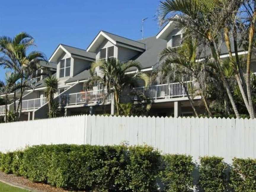 Byron Bay Accom Unit 3 34 Kendall Street - Three by the Sea, Byron Bay, NSW