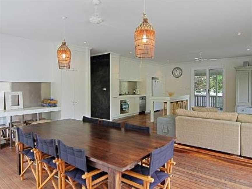 Byron Bay Accom 77 Butler Street, Byron Bay - Lantana Beach House, Byron Bay, NSW