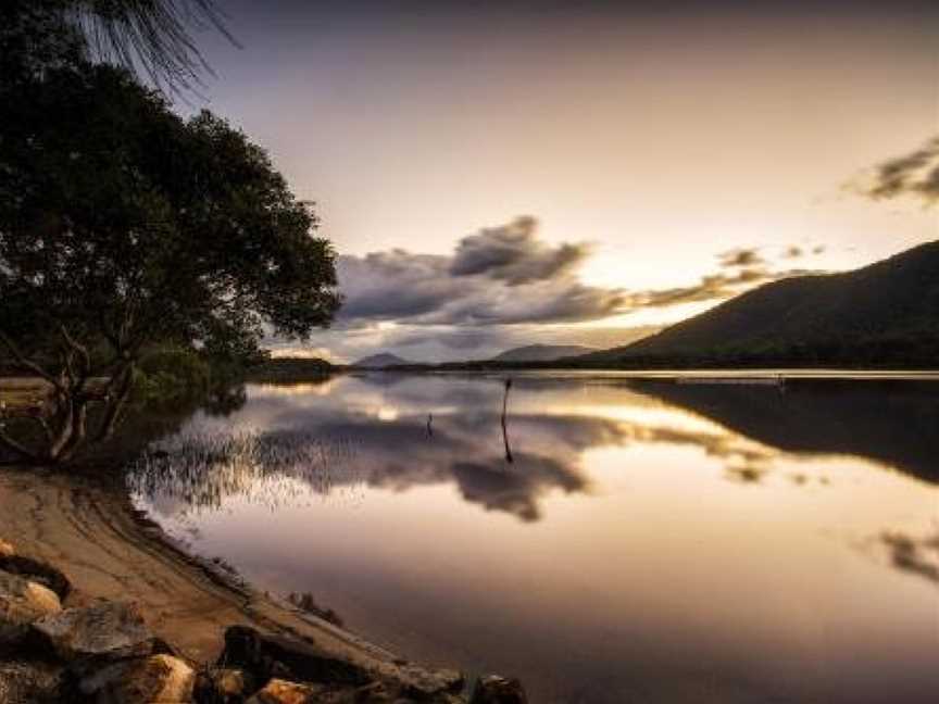 Diamond Waters Caravan Park, Dunbogan, NSW