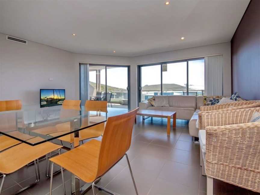 Market Street, Unit 5, 6-10, Fingal Bay, NSW