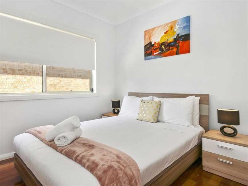 VILLA HODGKINSON SYDNEY, 4BDRM  SLEEPS 10, Panania, NSW