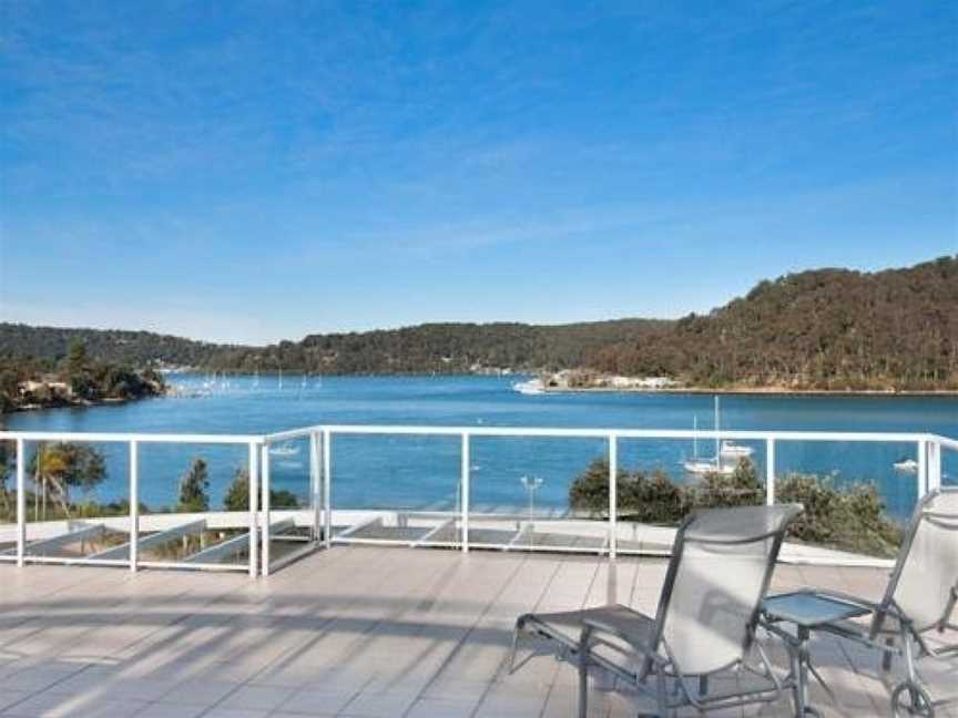 Bella Mare - 2 Bedroom Ocean View Terrace Apt, Ettalong Beach, NSW