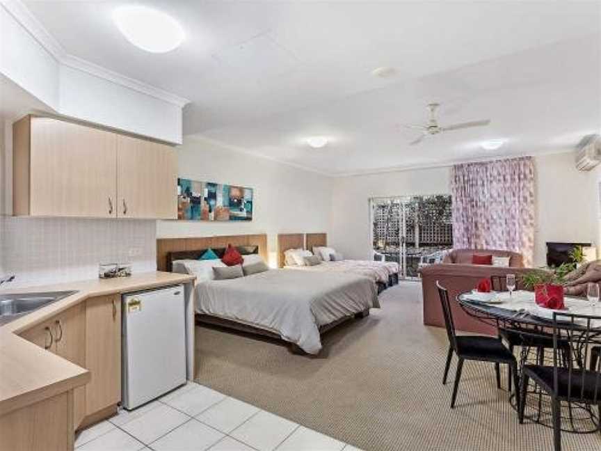 Zenith Studio Unit 3 10 Messines Street, Shoal Bay, NSW