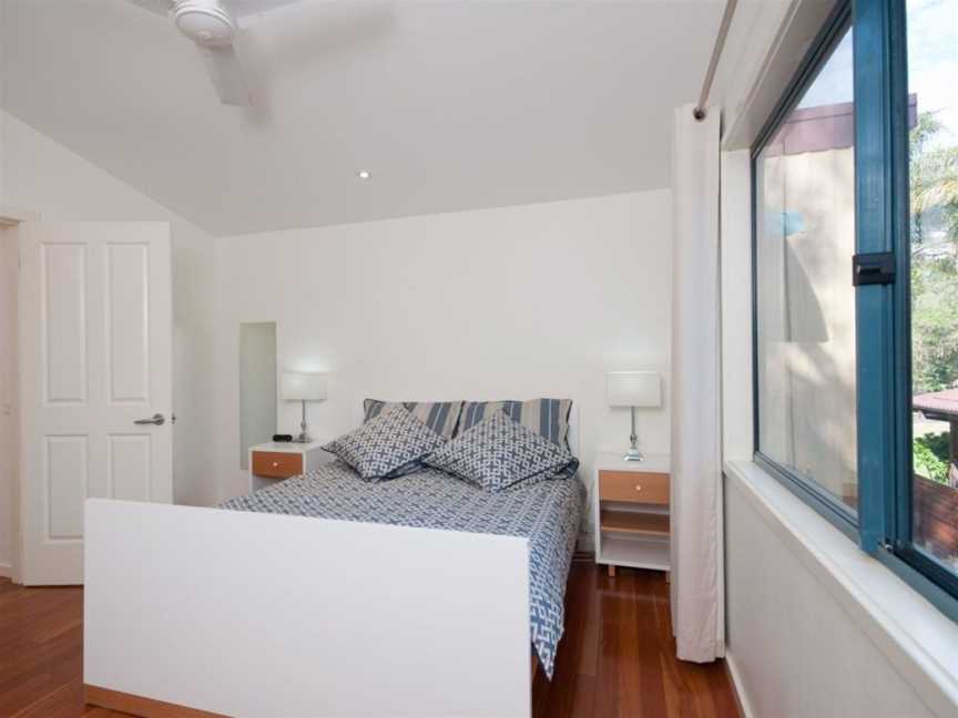 Messines Street, Starfish Lodge, Unit 1, 1A, Shoal Bay, NSW