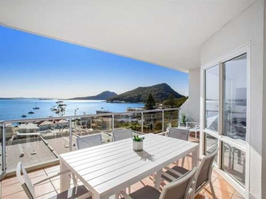 Breakwater Apartment 403, Shoal Bay, NSW