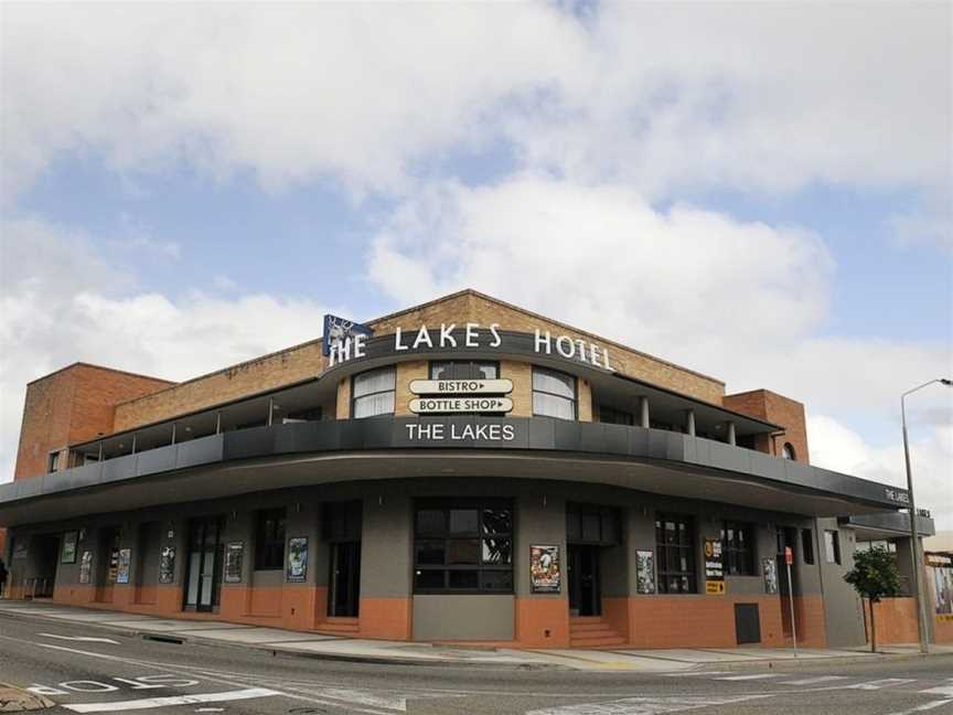 The Lakes Hotel, The Entrance, NSW