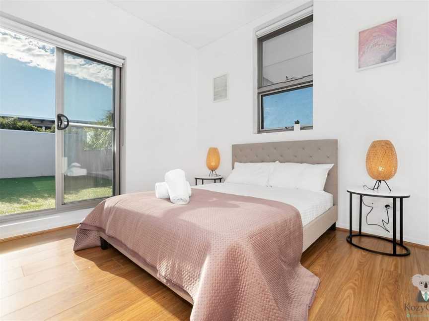 Rosebery Free Parking+Own Rooftop Terrace | 3 Beds, Rosebery, NSW