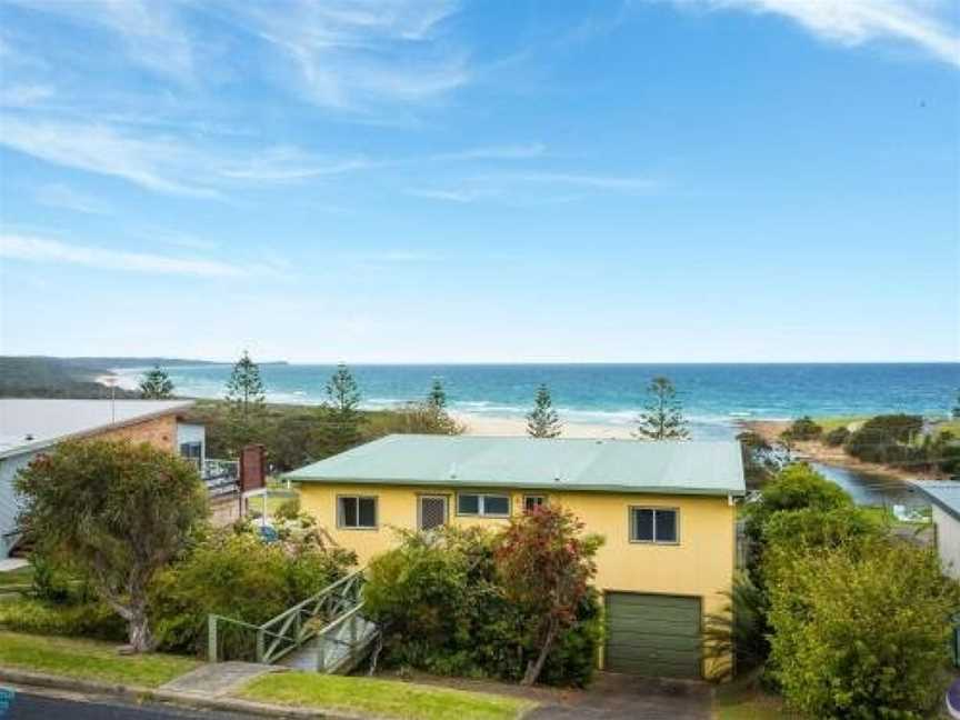 22 Dulling Street - Beach House, Dalmeny, NSW