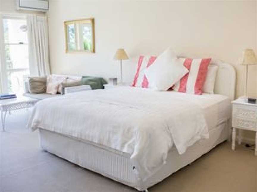 Avoca Valley Bed & Breakfast, Kincumber, NSW