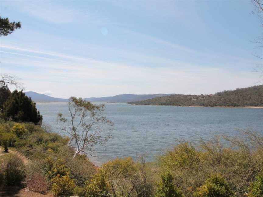 Seeblick 2 on Lake Jindabyne, Jindabyne, NSW