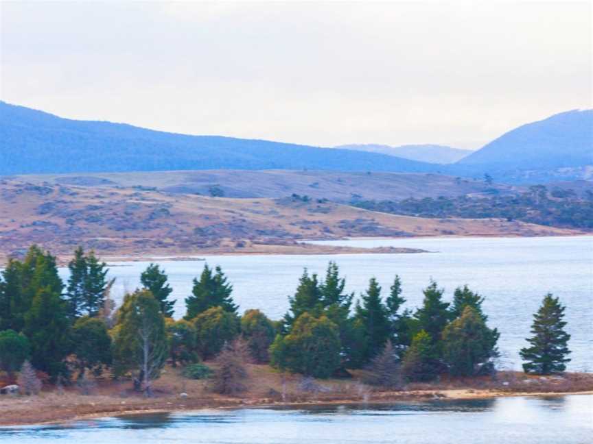 Summit 11 - Fabulous views and location, Jindabyne, NSW