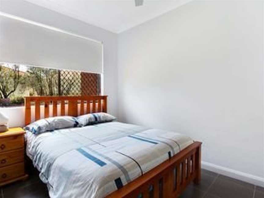 Amanda Court, Unit 2/1 Weatherly Close, Nelson Bay, NSW