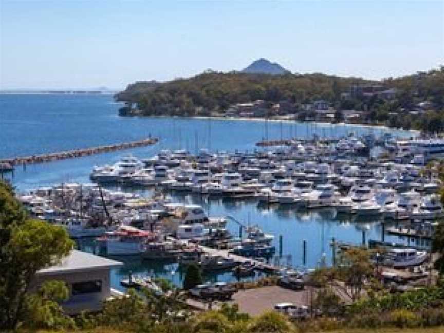 Laman Lodge, Unit 3, 15 Laman Street,, Nelson Bay, NSW