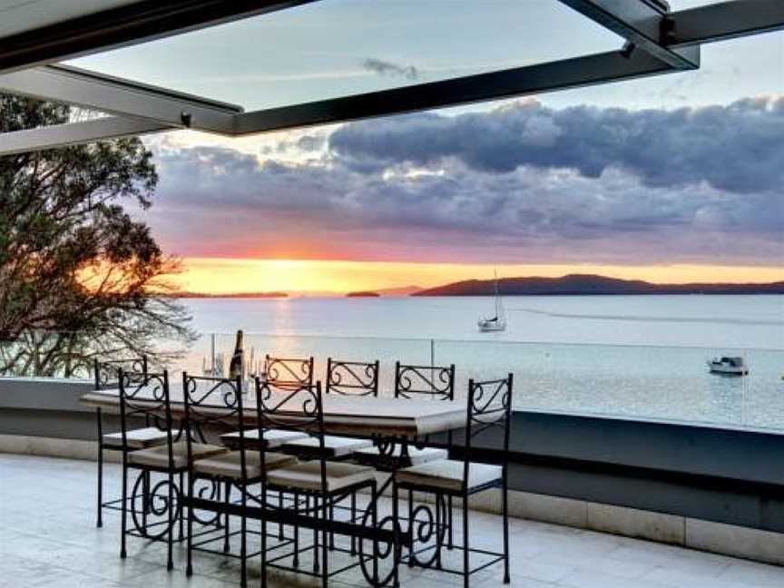 Amarna Luxury Beach Resort, Accommodation in Nelson Bay