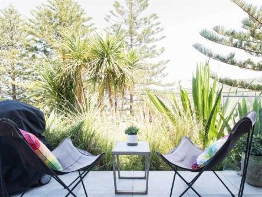 Scandi Beach apartment, Bilgola Beach, NSW