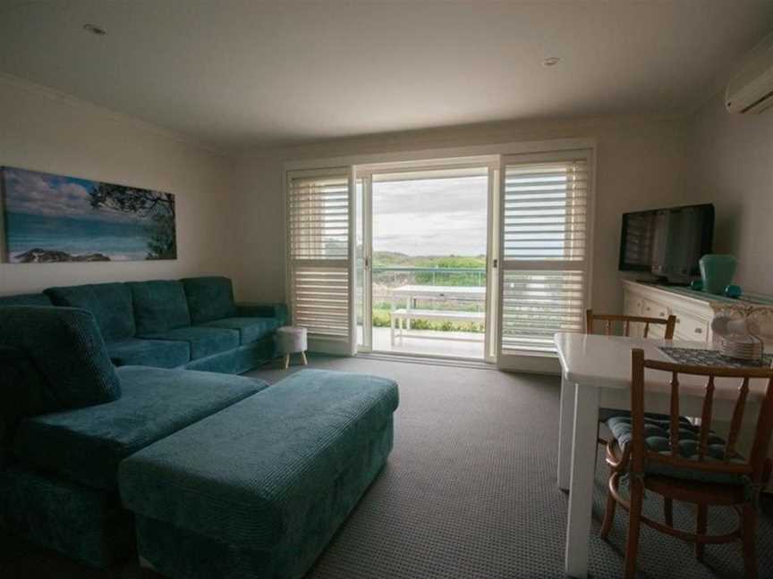 Beach Bliss - 1 Bedroom Spa Apt, Sapphire Beach, NSW