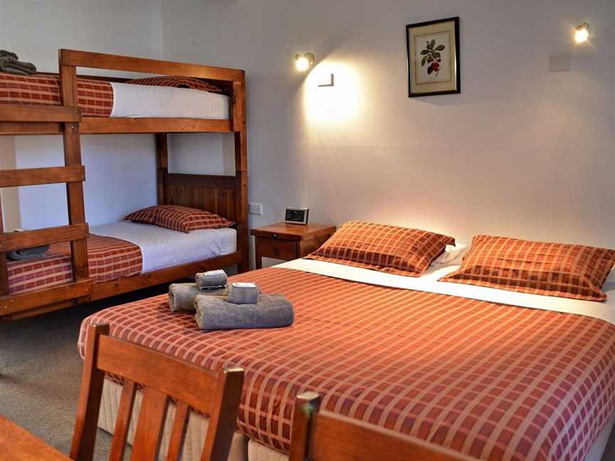 Delatite Apartments - Timbertop, Accommodation in Merrijig