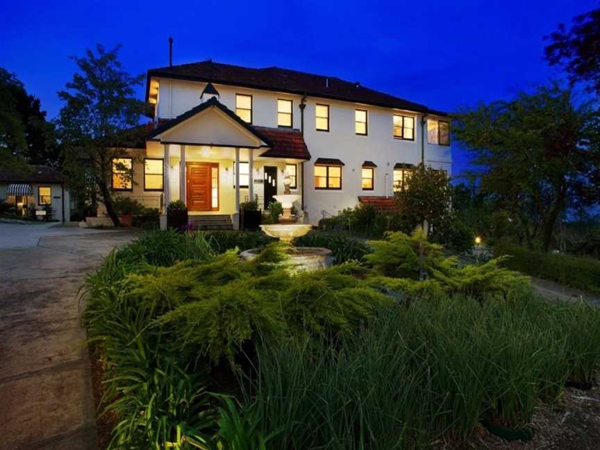 Bygone Beautys Cottages, Accommodation in Leura