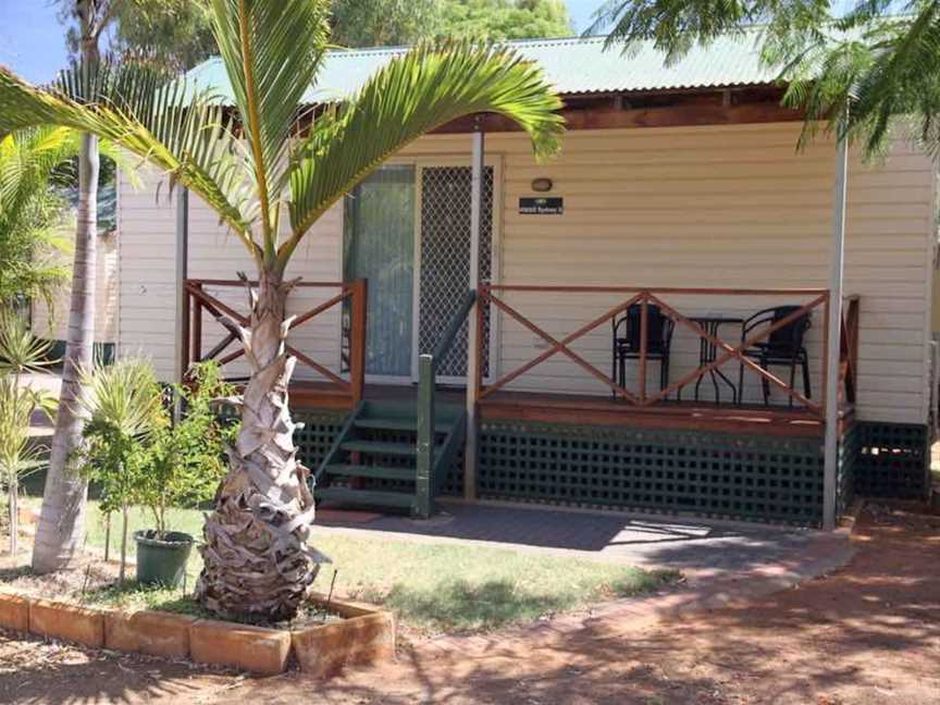 Wintersun Caravan Park, Accommodation in Carnarvon