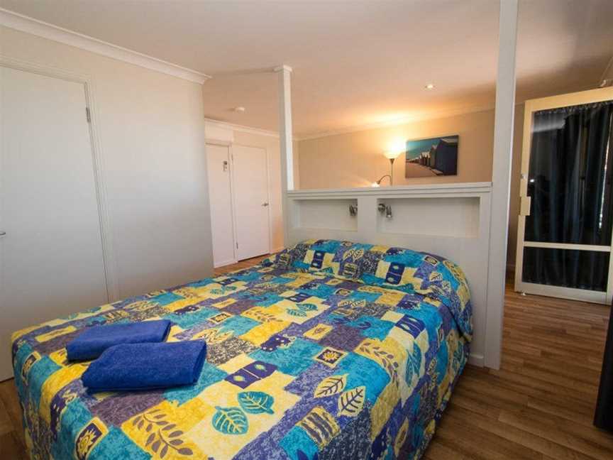 Tradewinds Seafront Apartments, Denham, WA