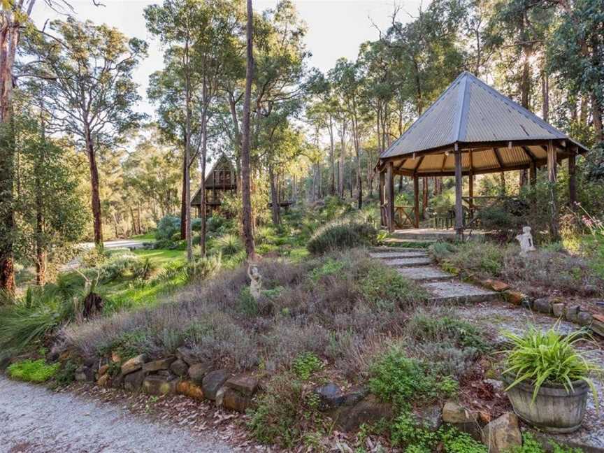 Forest Lodge YHA, Mundaring, WA