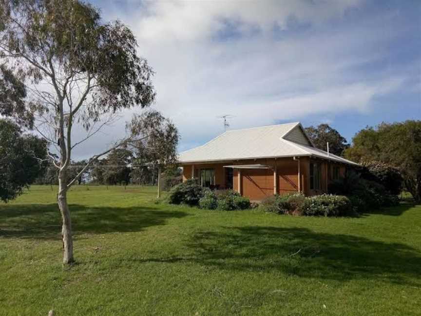 Adinfern Estate, Accommodation in Bramley