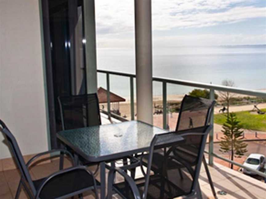 Boardwalk By The Beach, Accommodation in Rockingham