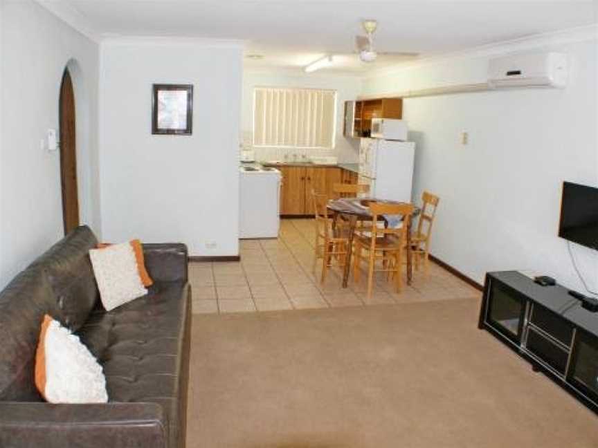 Geraldton Holiday Unit with free Netflix, Accommodation in Beresford