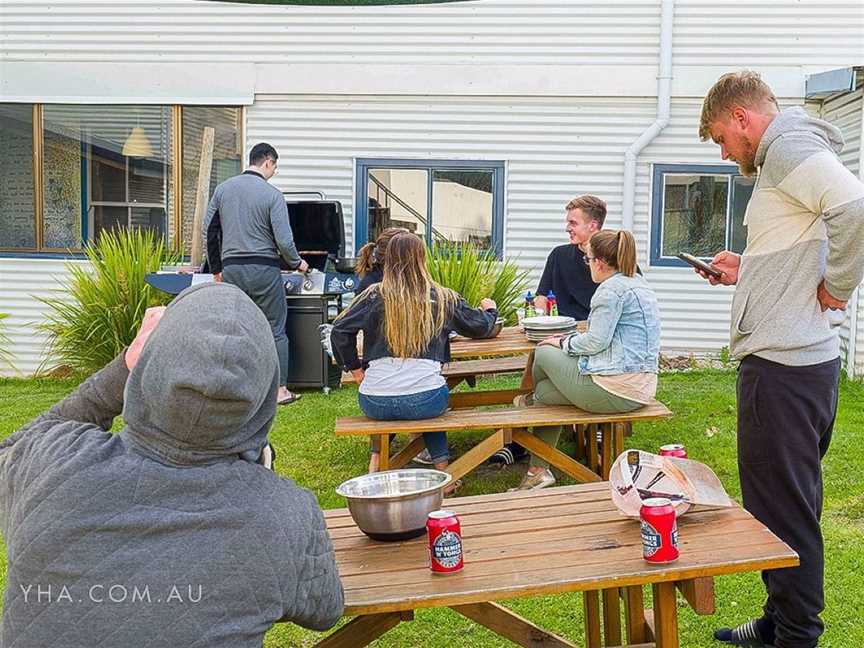 Albany Bayview Lodge YHA, Accommodation in Albany