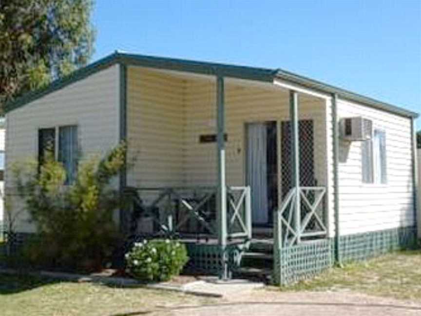 Pink Lake Tourist Park, Accommodation in Esperance