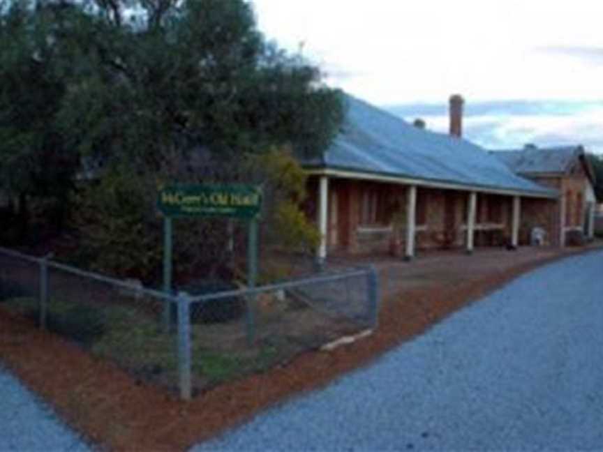 McCorry's Old Hotel, Accommodation in Nungarin