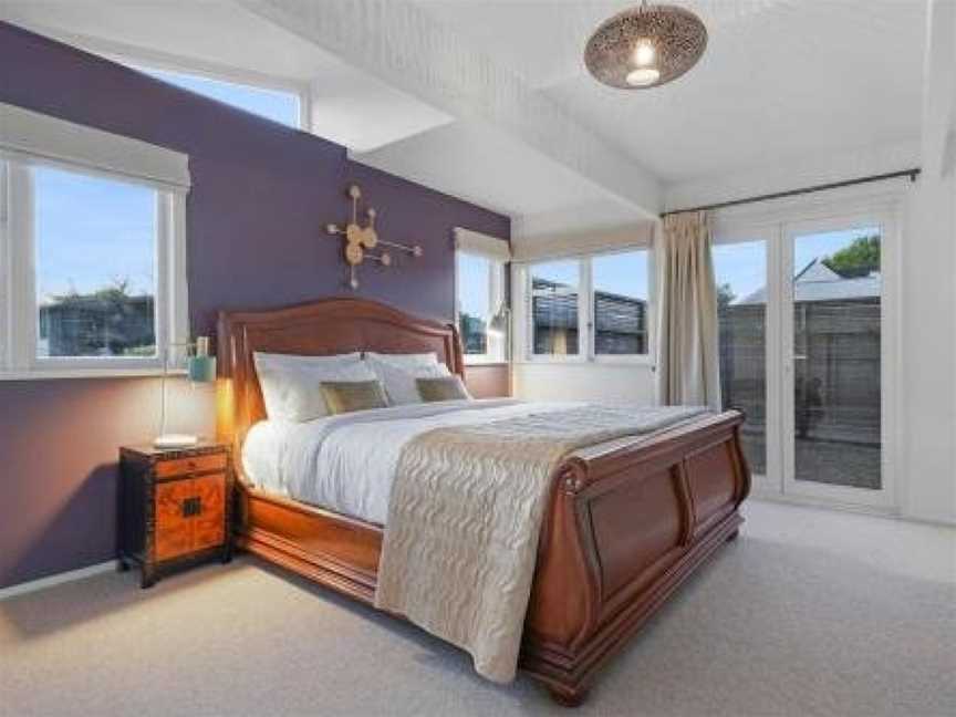 Gorgeous Family Home - Fully Fenced w Spa - Toys, Eden Terrace, New Zealand