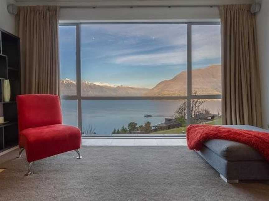 Pristine Vista - Queenstown Holiday House, Argyle Hill, New Zealand