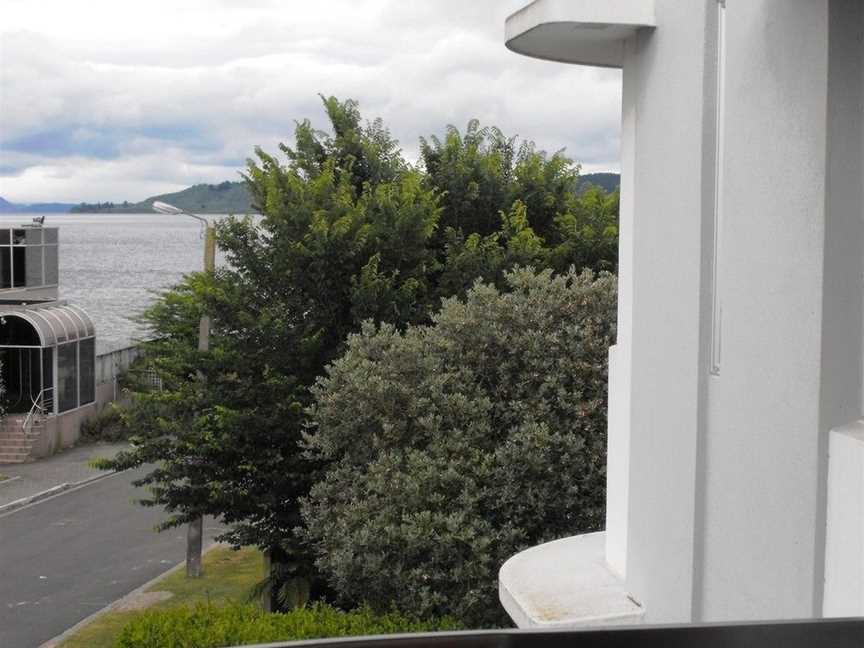 Waimahana Apartment 13, Taupo, New Zealand