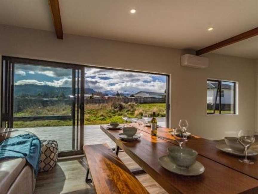 The Heartwood Lodge - Ohakune Holiday Home, Ohakune, New Zealand