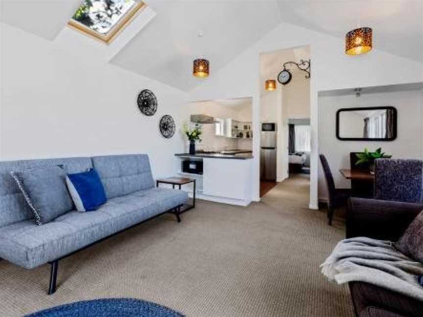 Historic Stone Cottage - Alley Apartment, Argyle Hill, New Zealand