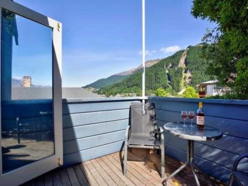 Historic Stone Cottage - Alley Apartment, Argyle Hill, New Zealand