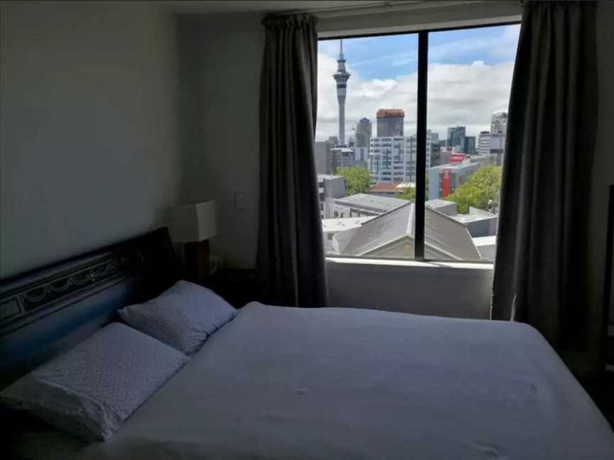 Large Apartment with SkyTower Views, Eden Terrace, New Zealand