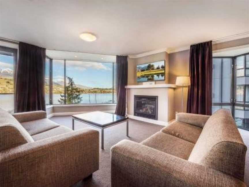 Absolute Lakefront Living - 2 Bedroom Apartment, Argyle Hill, New Zealand