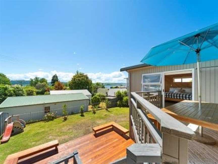 Choice Wharewaka - Wharewaka Holiday Home, Taupo, New Zealand