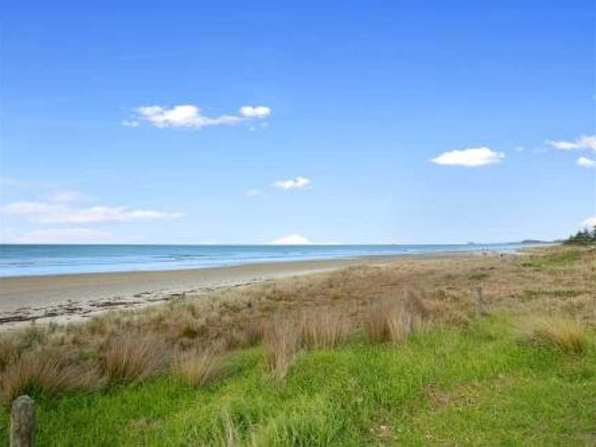 Clara's Togs and Towels - Waihi Beach Holiday Home, Waihi, New Zealand