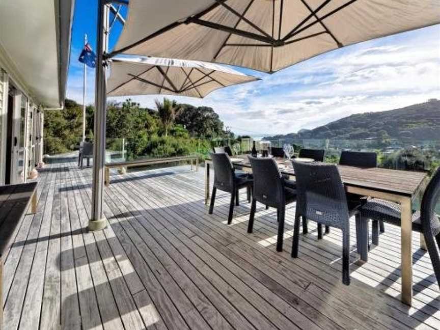 Explore Piha - Piha Holiday Home, Piha, New Zealand