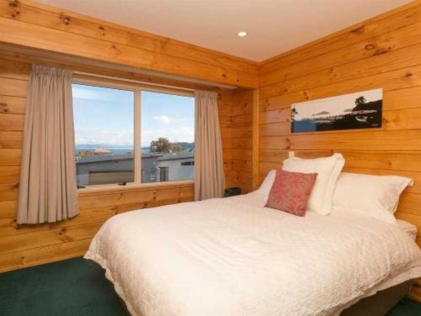 Family Lake Haven - Wharewaka Holiday Home, Taupo, New Zealand